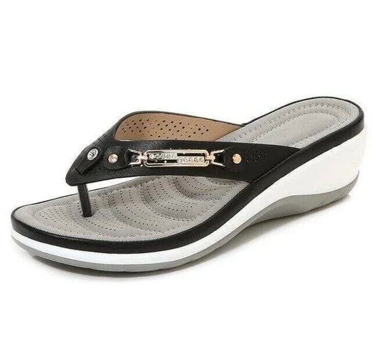 Hatty - mjukt vadderade flip-flop sandaler