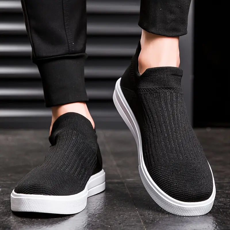 Maxwell – trendiga slip-on sockskor för män